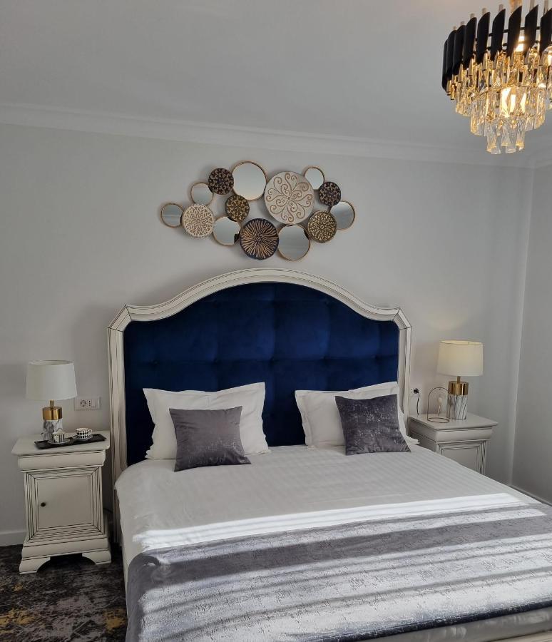 Tesa Boutique Hotel 티르구 네암트 외부 사진
