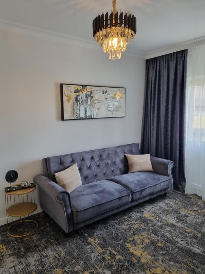 Tesa Boutique Hotel 티르구 네암트 외부 사진