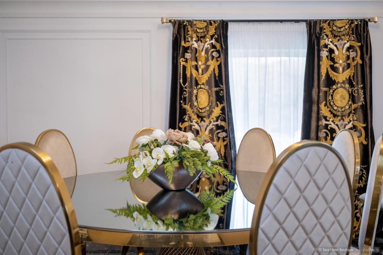 Tesa Boutique Hotel 티르구 네암트 외부 사진