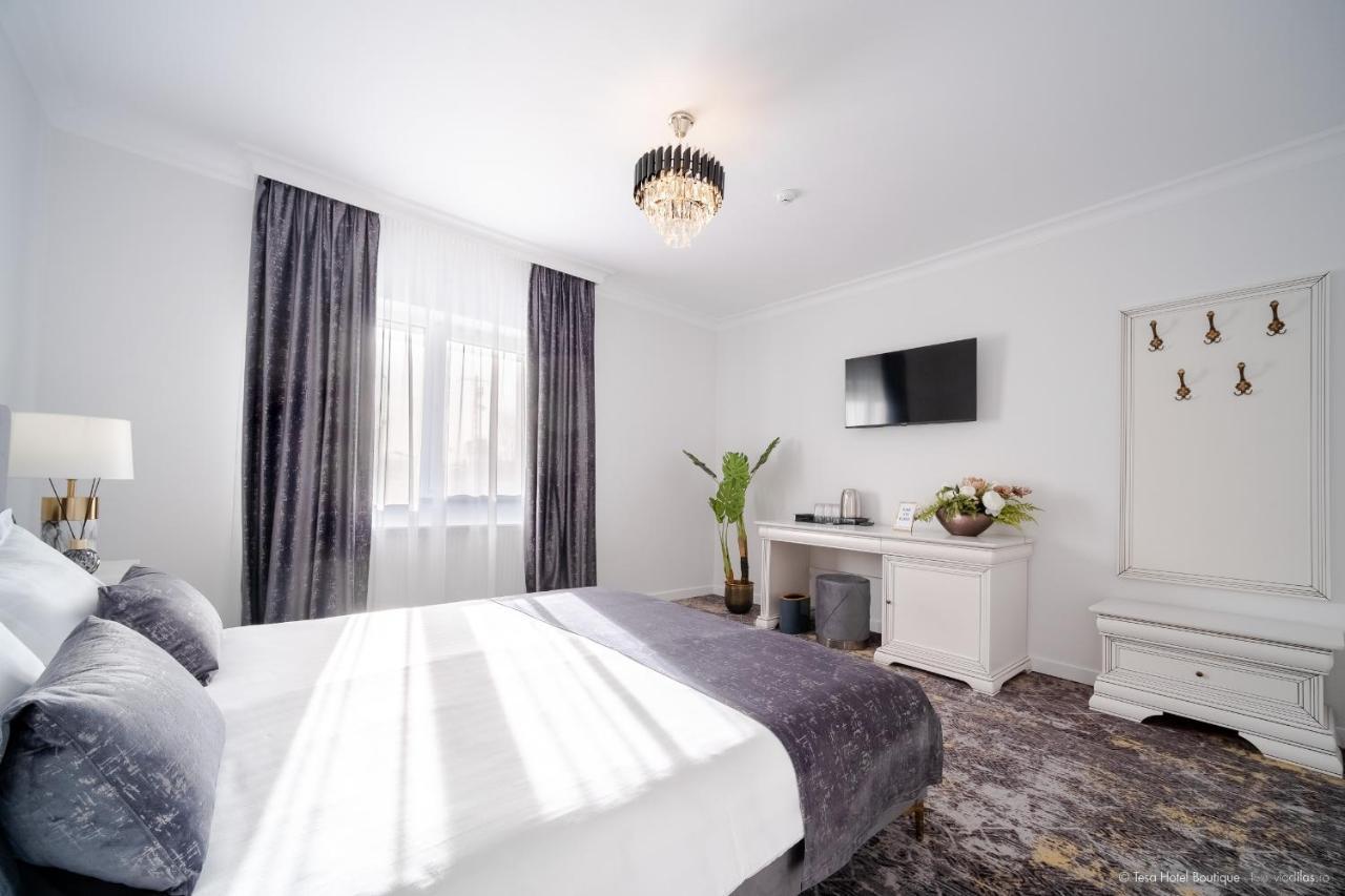 Tesa Boutique Hotel 티르구 네암트 외부 사진