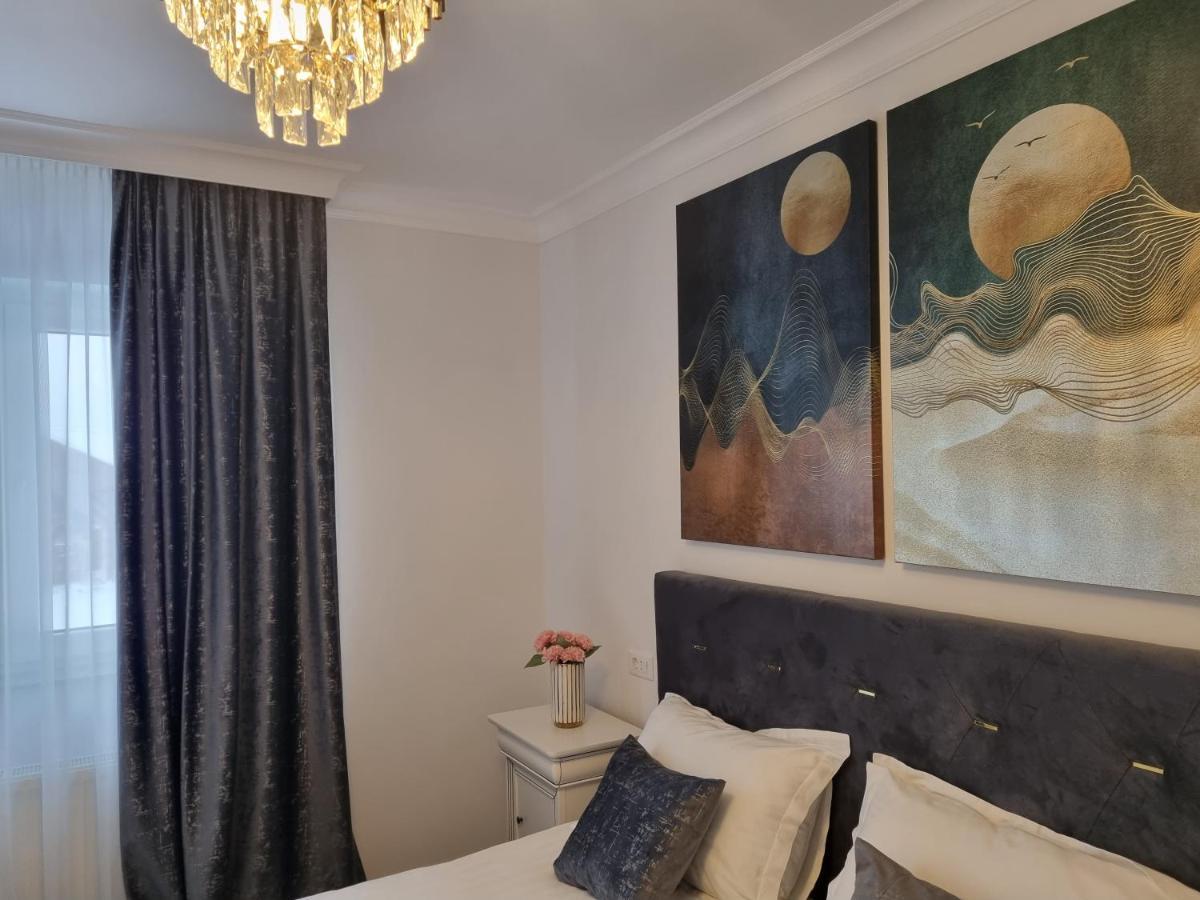 Tesa Boutique Hotel 티르구 네암트 외부 사진